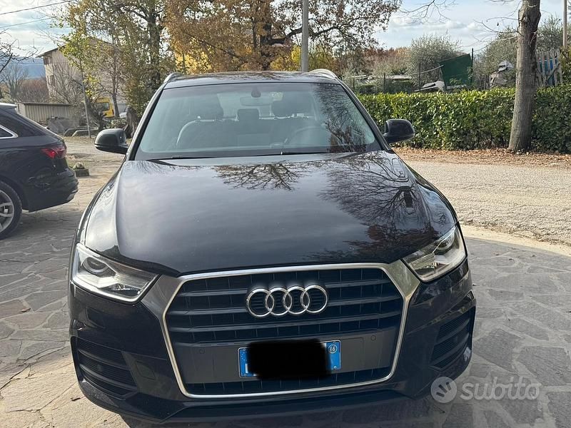 Usata Audi Q3 125 CV (91 kW) 2016 Nero SUV