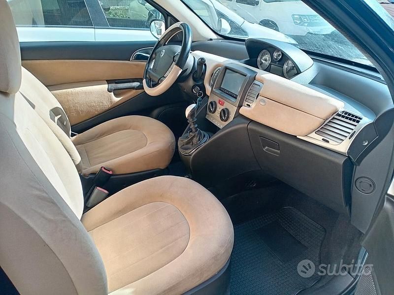 Usata Lancia Ypsilon 59 CV (43 kW) 2008 Nero Utilitaria