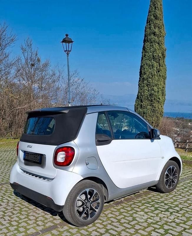 Usata Smart ForFour 2018 Bianco Utilitaria