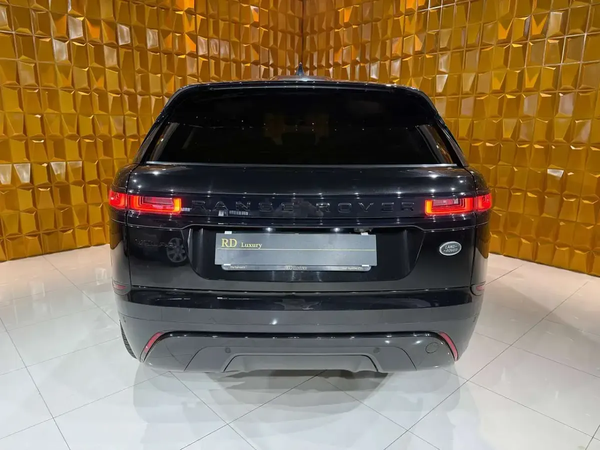 Usata Land Rover Range Rover Velar R-Dynamic 179 CV (131 kW) 2018 Nero SUV