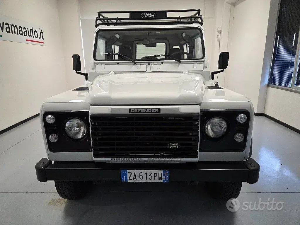 Usado Land Rover Defender 122 CV (89 kW) 2004 Blanco SUV
