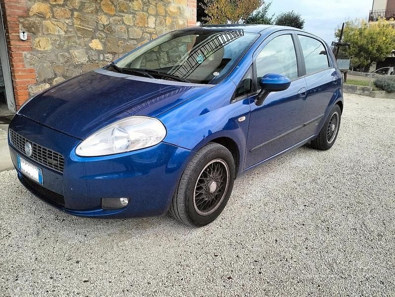 Usata Fiat Grande Punto 75 CV (55 kW) 2007 Utilitaria