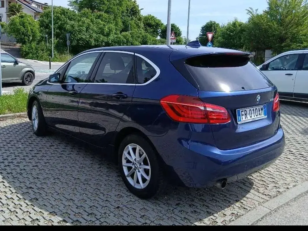 Usata BMW 216 Active Tourer Advantage 116 CV (85 kW) 2018 Blu/azzurro Monovolume