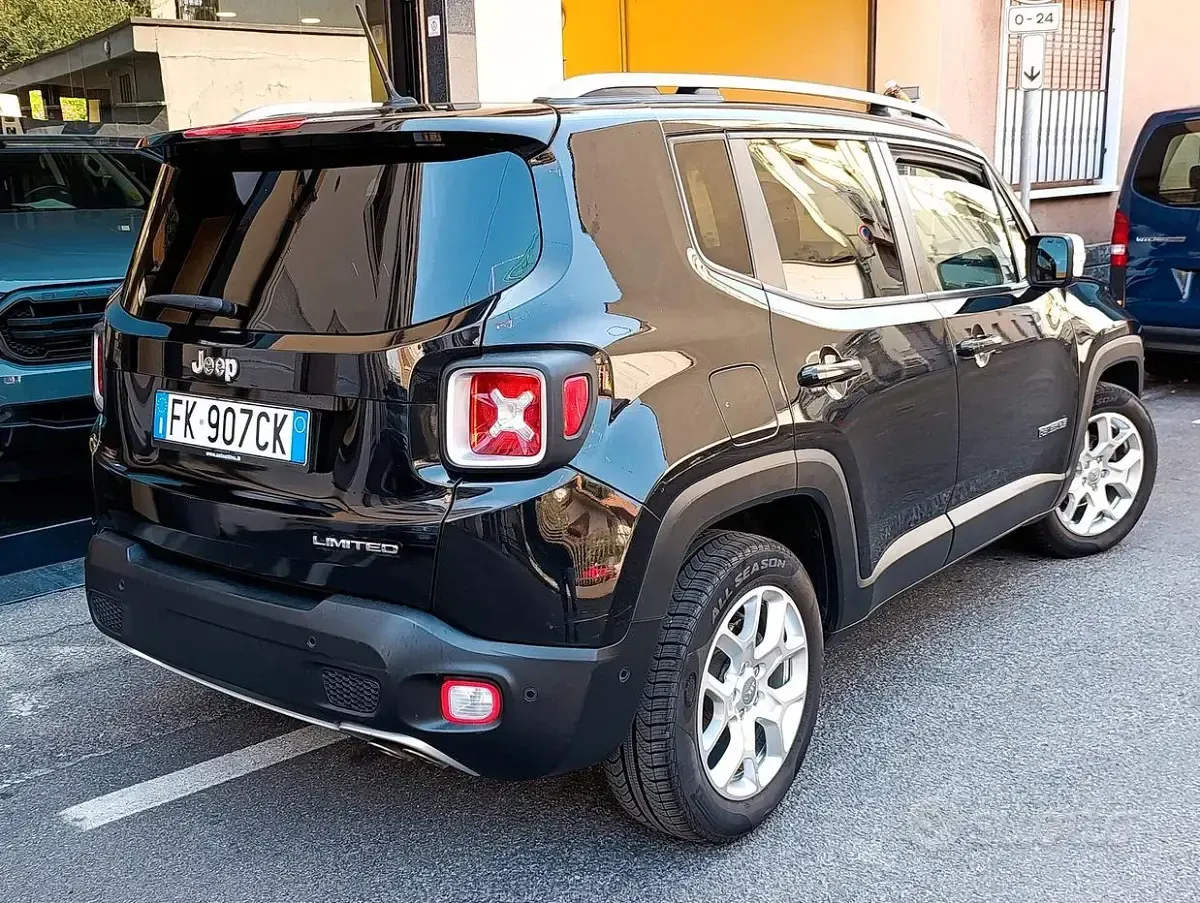 Usata Jeep Renegade Limited 120 CV (88 kW) 2017 Nero SUV