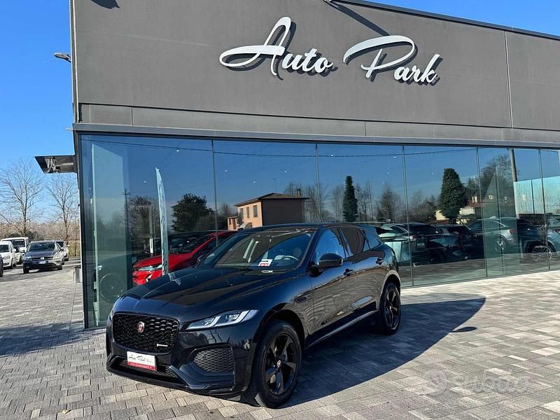 Usata Jaguar F-Pace R-Dynamic 204 CV (150 kW) 2023 Nero SUV