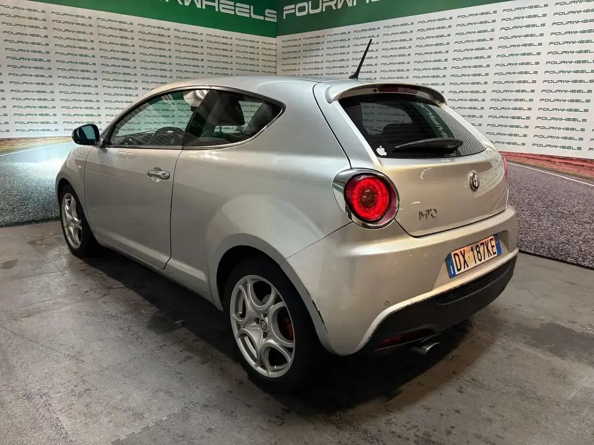 Usata Alfa Romeo MiTo Distinctive 120 CV (88 kW) 2009 Grigio Utilitaria