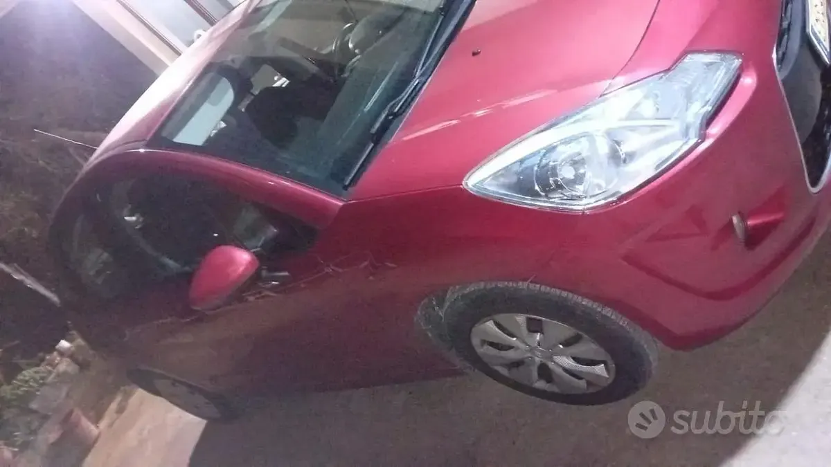 Usata Citroën C3 75 CV (55 kW) 2012 Rosso Utilitaria