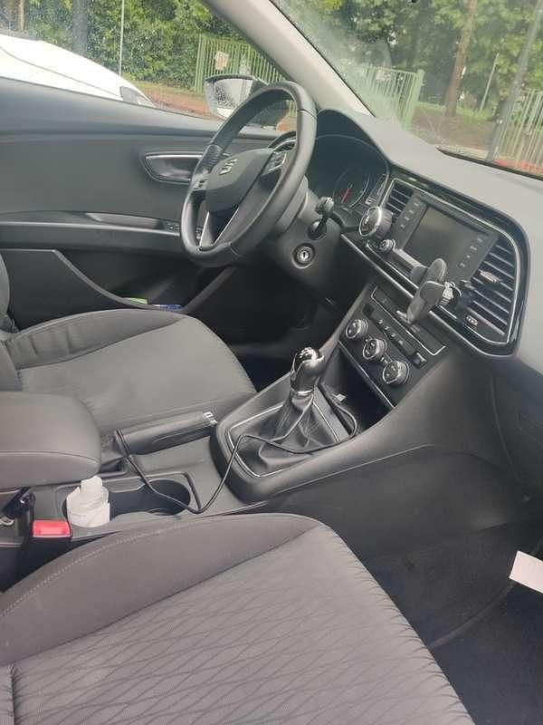 Usata Seat Leon Style 110 CV (80 kW) 2014 Berlina