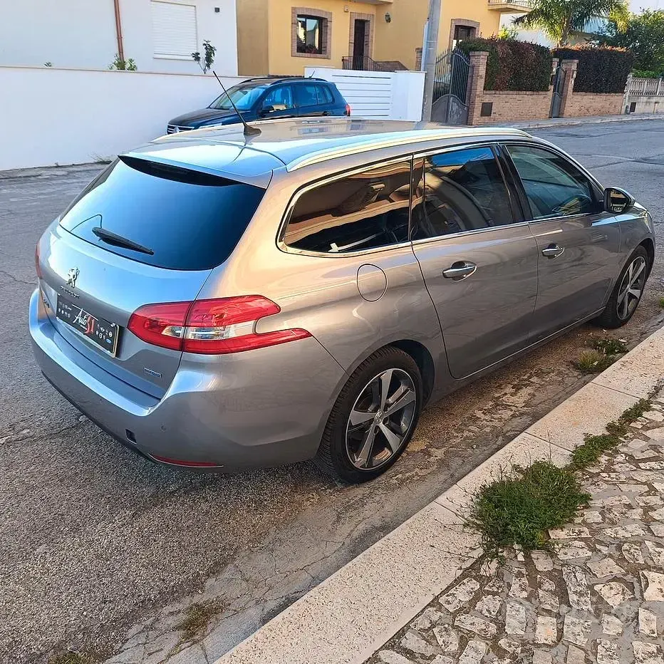 Usata Peugeot 308 GT-line 120 CV (88 kW) 2015 Grigio Station wagon