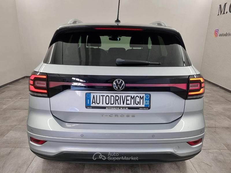 Usata VW T-Cross Advance 150 CV (110 kW) 2022 Argento SUV