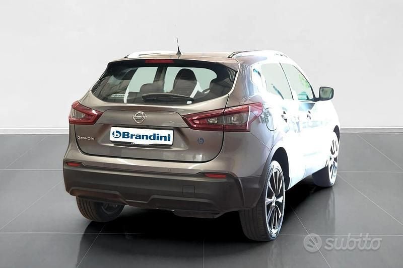 Usata Nissan Qashqai N-TEC 116 CV (85 kW) 2021 Grigio SUV