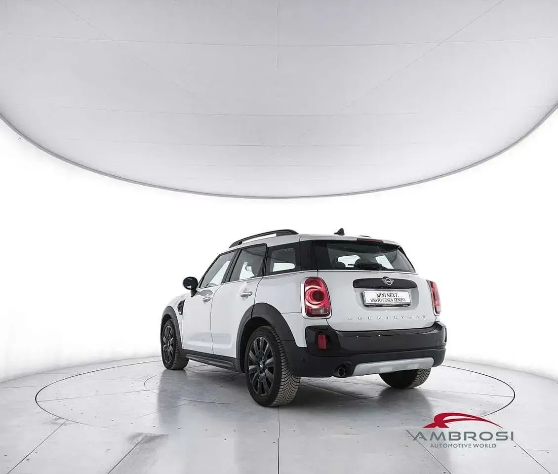 Usata Mini Cooper D Countryman 116 CV (85 kW) 2019 Bianco SUV