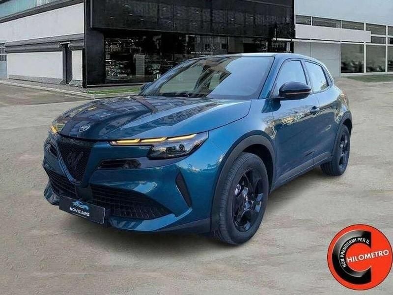 Usata Alfa Romeo Junior 136 CV (100 kW) 2024 Blu/azzurro SUV