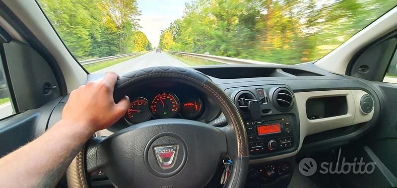 Usata Dacia Dokker 90 CV (66 kW) 2016 Bianco Monovolume