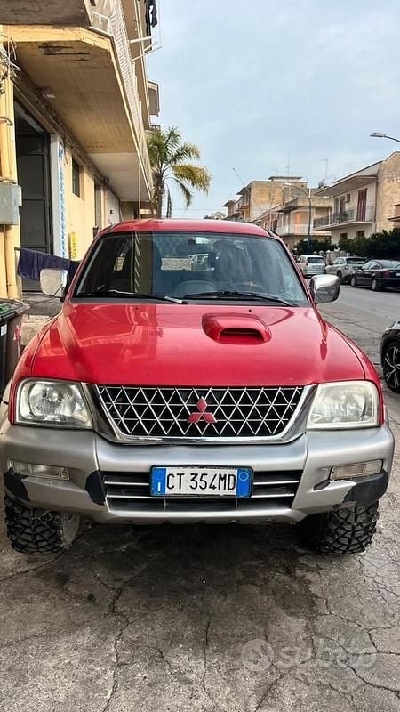 Usata Mitsubishi L200 116 CV (85 kW) 2005 Rosso Pick-up