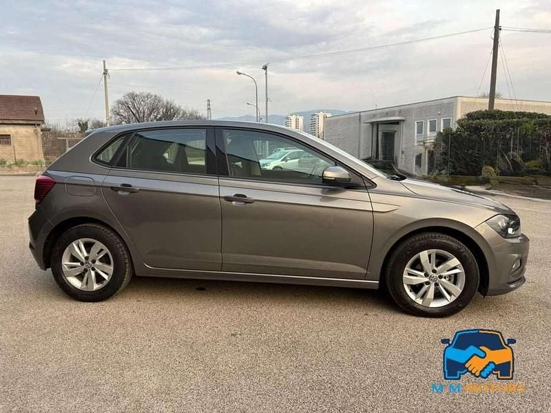 Usata VW Polo Comfortline 80 CV (58 kW) 2020 Grigio Utilitaria