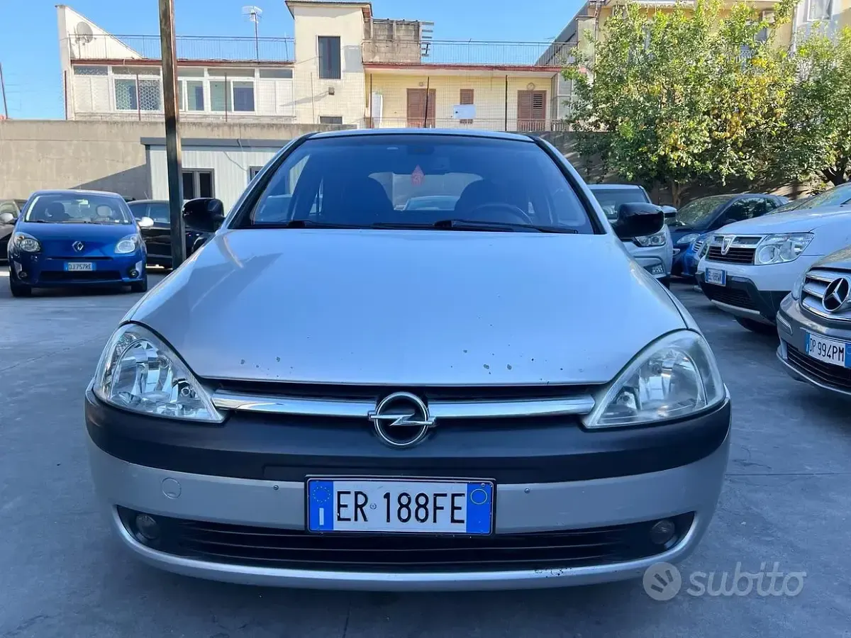 Usado Opel Corsa Enjoy 75 HP (55 kW) 2003 Cinzento Citadino