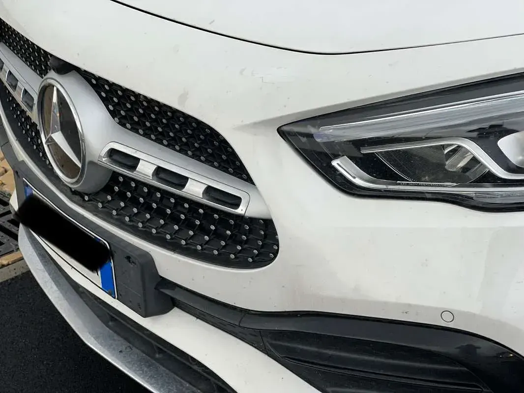 Usata Mercedes GLA200 Premium 136 CV (100 kW) 2021 Bianco SUV