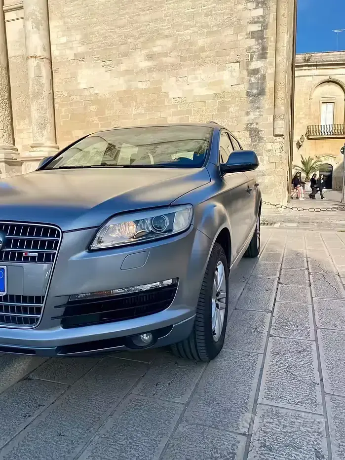 Usata Audi Q7 233 CV (171 kW) 2007 Grigio SUV