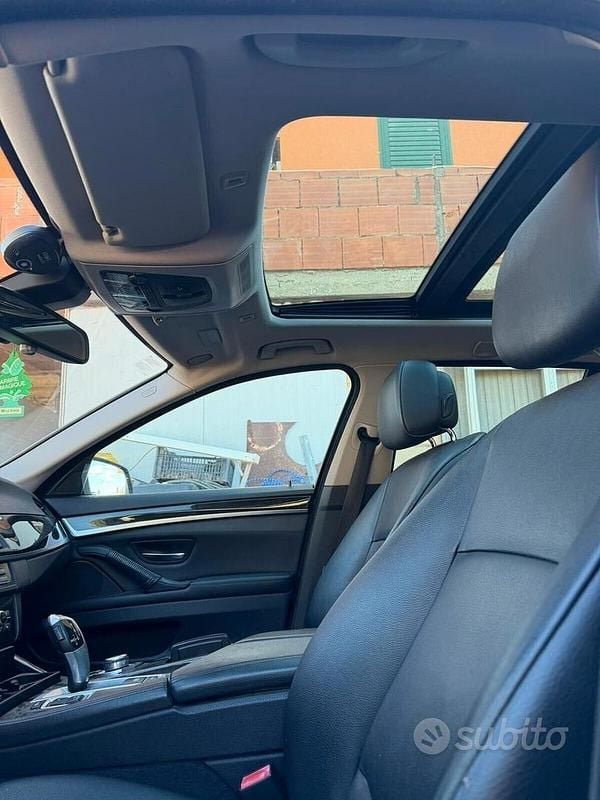 Usata BMW 520 Efficient Dynamics 183 CV (134 kW) 2013 Grigio Station wagon