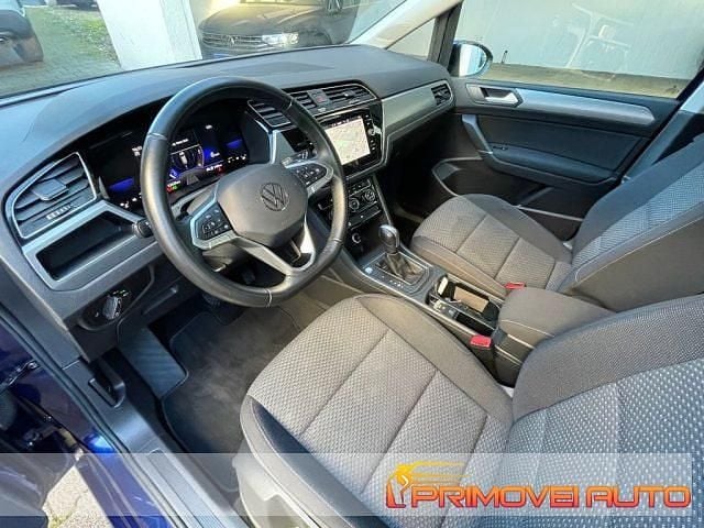 Usata VW Touran Comfortline 150 CV (110 kW) 2022 Blu Monovolume