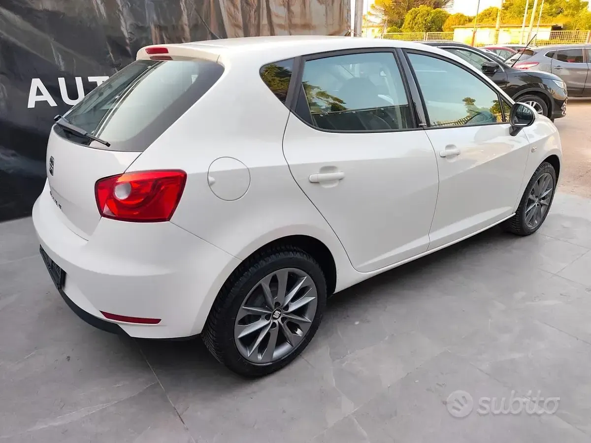 Usata Seat Ibiza 75 CV (55 kW) 2015 Bianco Berlina