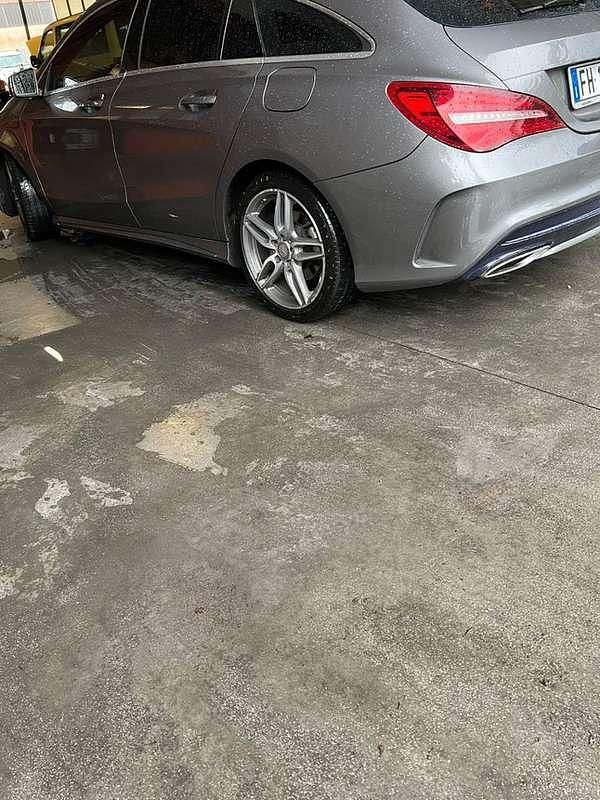 Usata Mercedes CLA220 Shooting Brake Premium 177 CV (130 kW) 2017 Station wagon