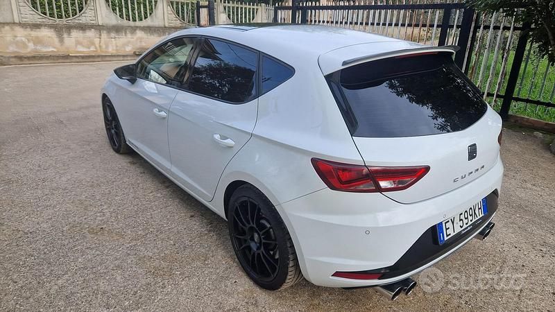Usata Seat Leon CUPRA 280 CV (205 kW) 2015 Bianco Berlina