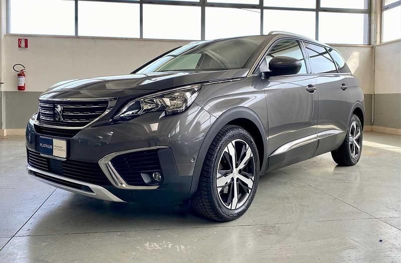 Usata Peugeot 5008 Allure 131 CV (96 kW) 2018 Grigio scuro Monovolume