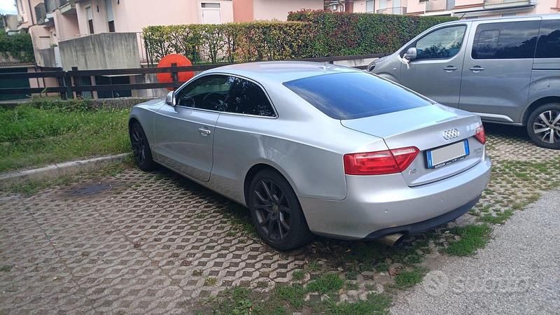 Usata Audi A5 220 CV (161 kW) 2012 Coupé