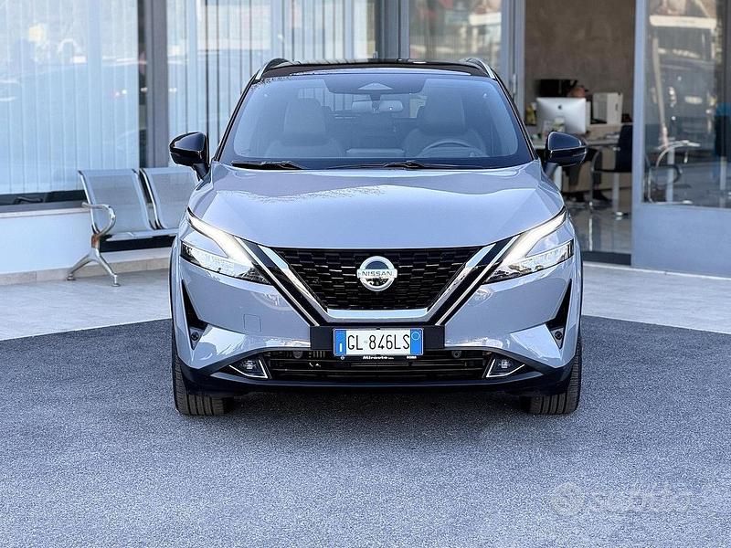 Usata Nissan Qashqai Tekna 140 CV (102 kW) 2022 Grigio SUV