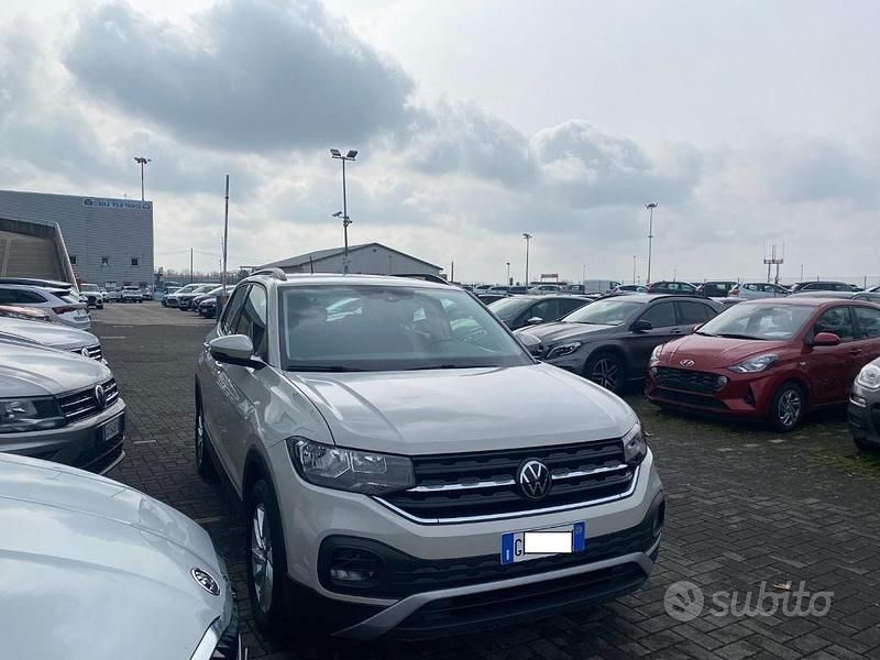 Usata VW T-Cross Life 110 CV (80 kW) 2023 Grigio SUV