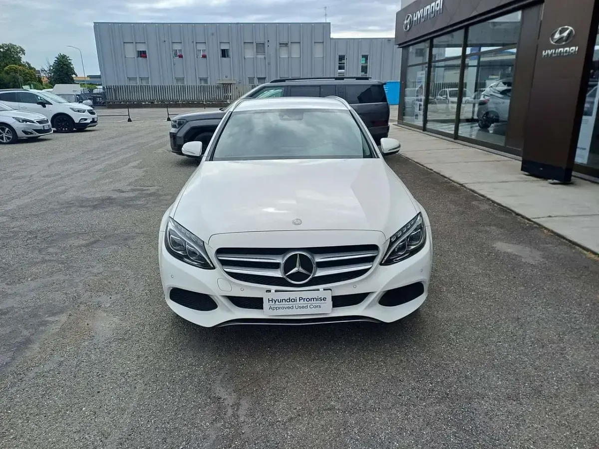 Usata Mercedes C220 Executive 170 CV (125 kW) 2015 Bianco Berlina