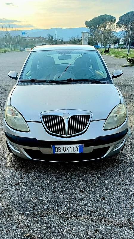 Usata Lancia Ypsilon 2006 Utilitaria