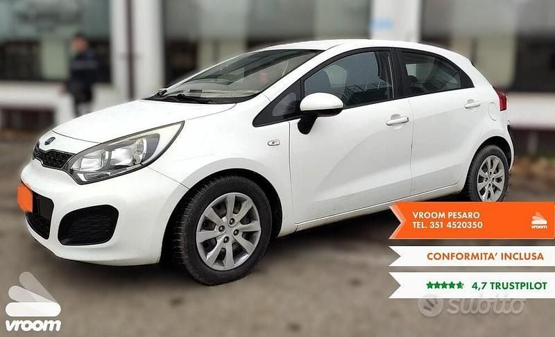 Usata Kia Rio EX 89 CV (65 kW) 2012 Bianco Utilitaria