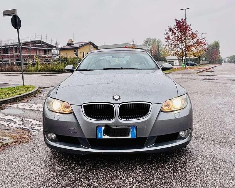Usata BMW 320 177 CV (130 kW) 2008 Coupé