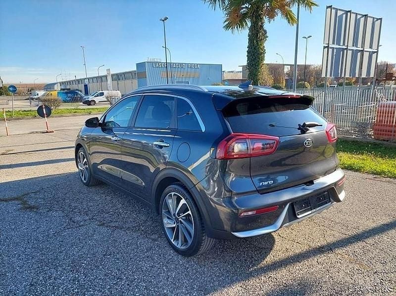 Usata Kia Niro 105 CV (77 kW) 2020 Grigio SUV