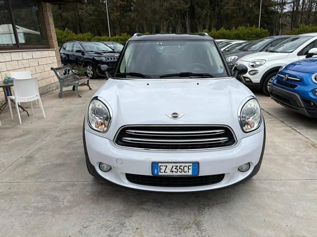 Usata Mini Countryman 111 CV (81 kW) 2015 Bianco SUV