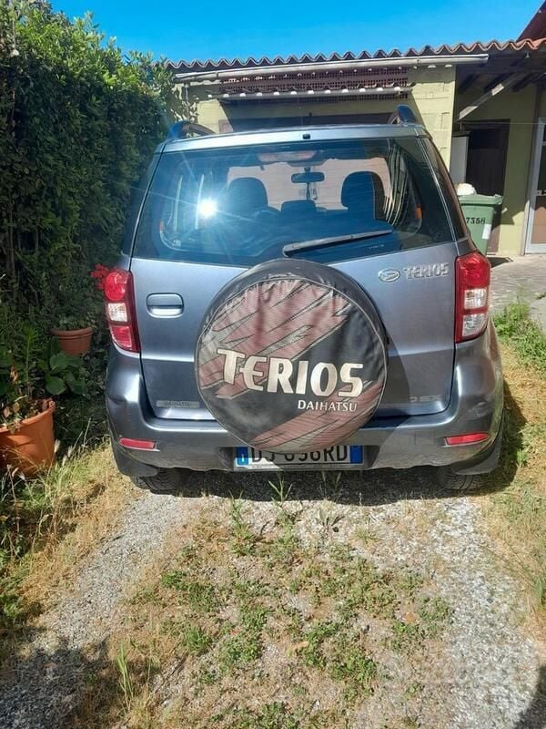 Usata Daihatsu Terios 2007 Grigio SUV