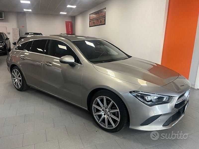 Usata Mercedes CLA180 136 CV (100 kW) 2020 Bronzo Berlina