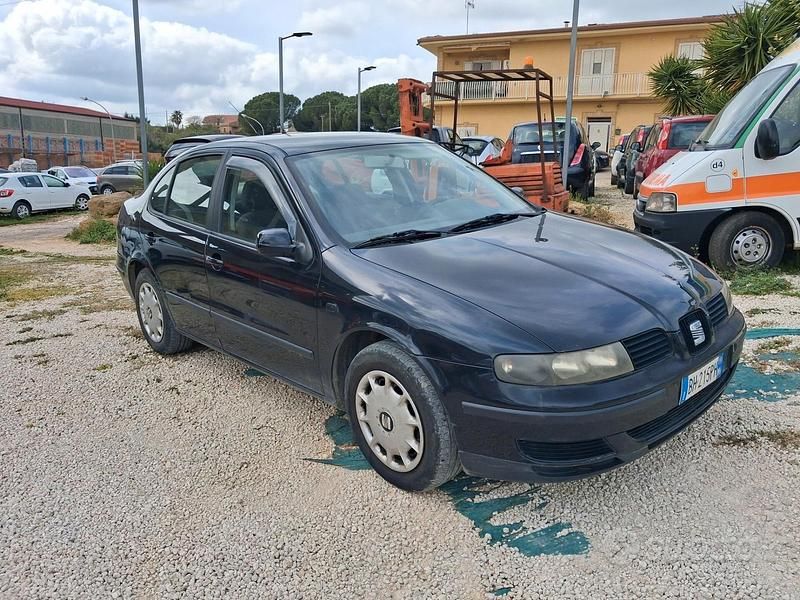 Usata Seat Toledo Stella 110 CV (80 kW) 1999 Nero Berlina