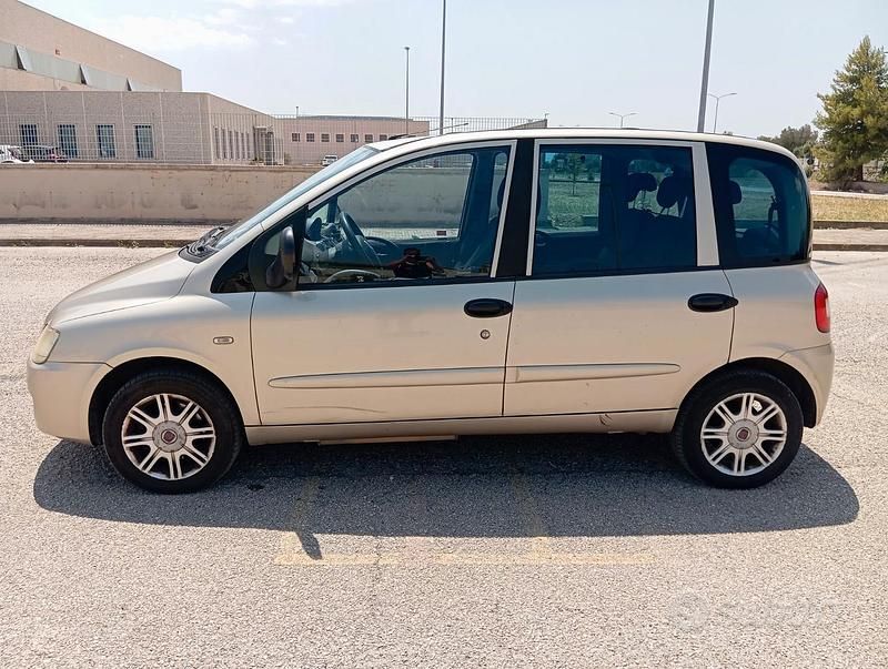 Usata Fiat Multipla 103 CV (75 kW) 2009 Monovolume