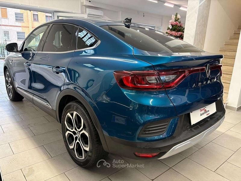 Usata Renault Arkana Intens 94 CV (69 kW) 2022 Blu zanzibar metallizzato SUV