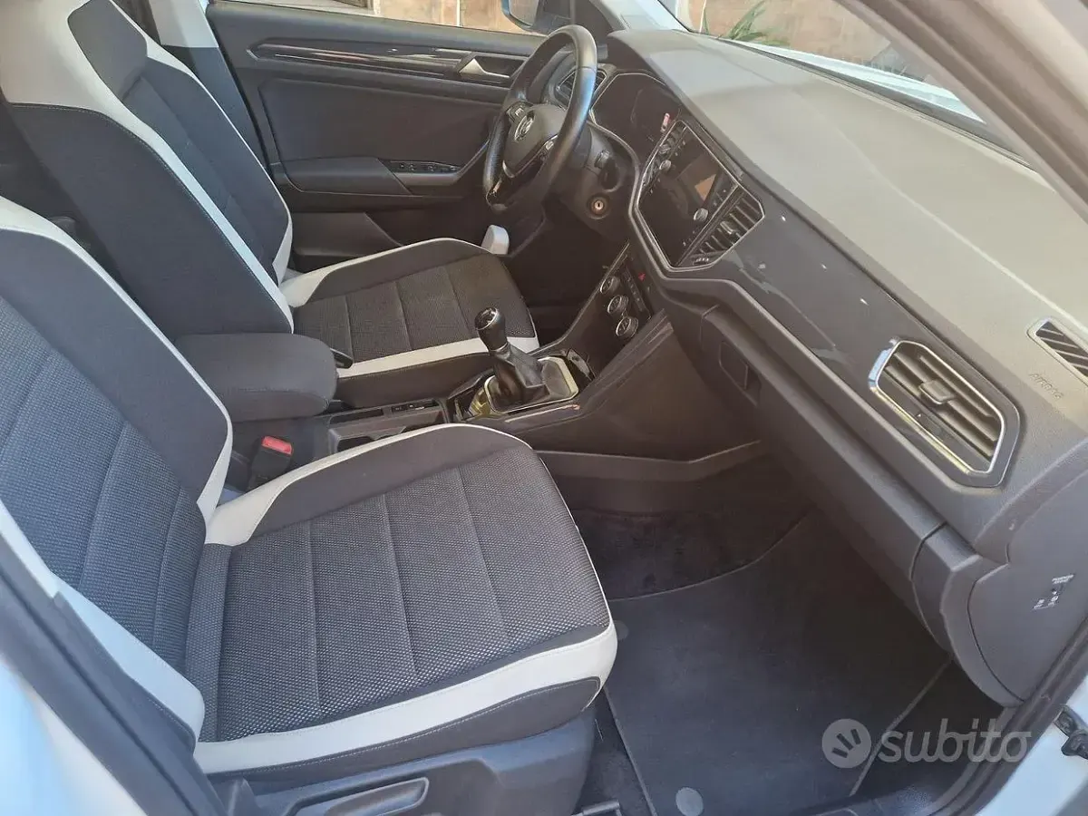 Usata VW T-Roc Advance 150 CV (110 kW) 2020 Bianco SUV