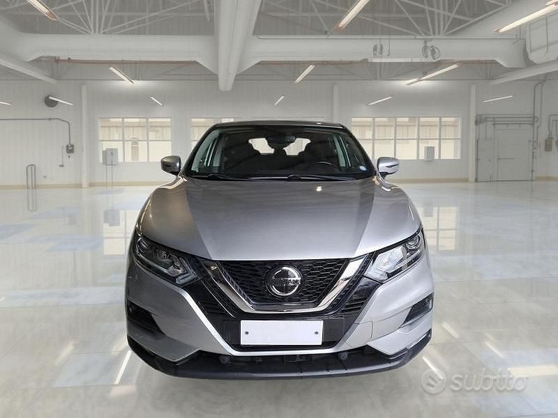 Usata Nissan Qashqai 115 CV (84 kW) 2020 Grigio SUV