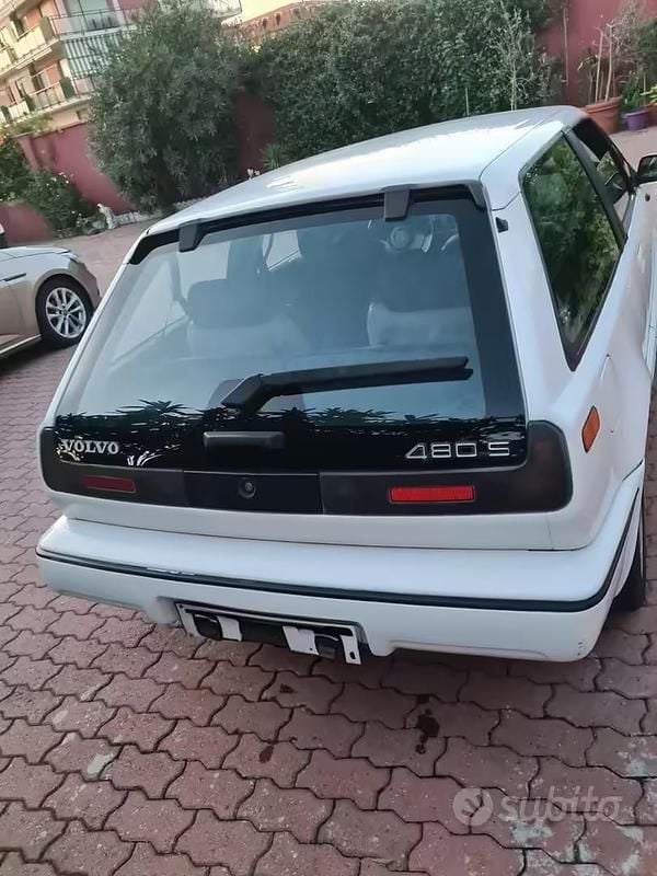 Usata Volvo 480 102 CV (75 kW) 1993 Coupé