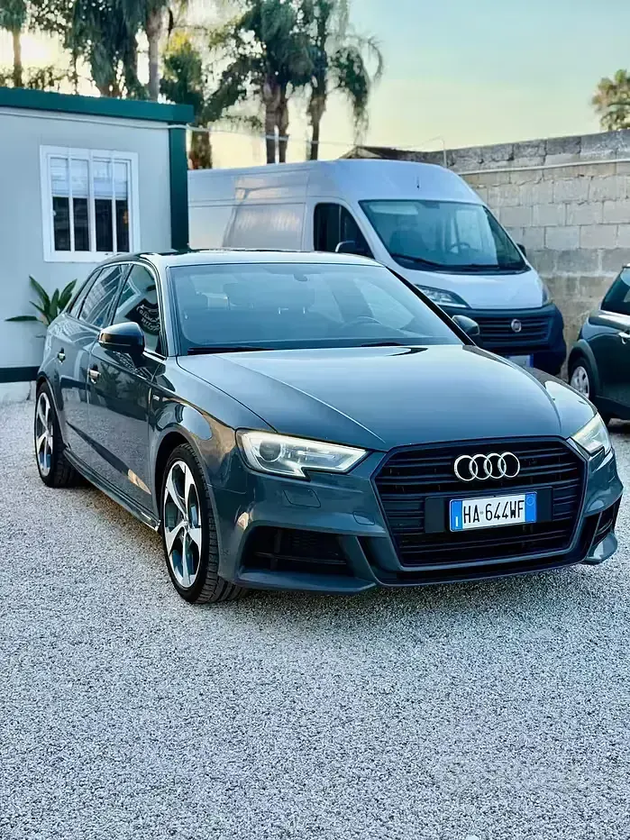 Usata Audi A3 S-Line 150 CV (110 kW) 2018 Grigio Berlina