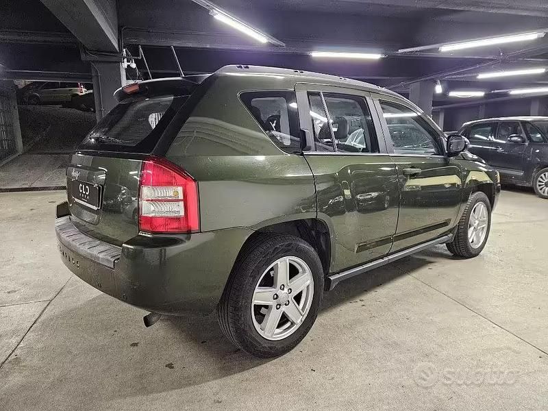 Usata Jeep Compass 140 CV (102 kW) 2008 Verde SUV