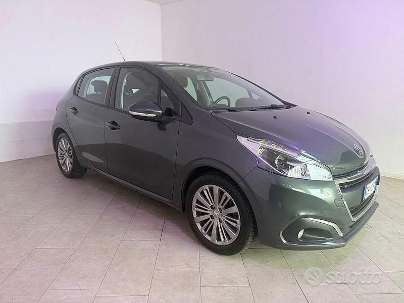 Usata Peugeot 208 Allure 75 CV (55 kW) 2017 Grigio Utilitaria
