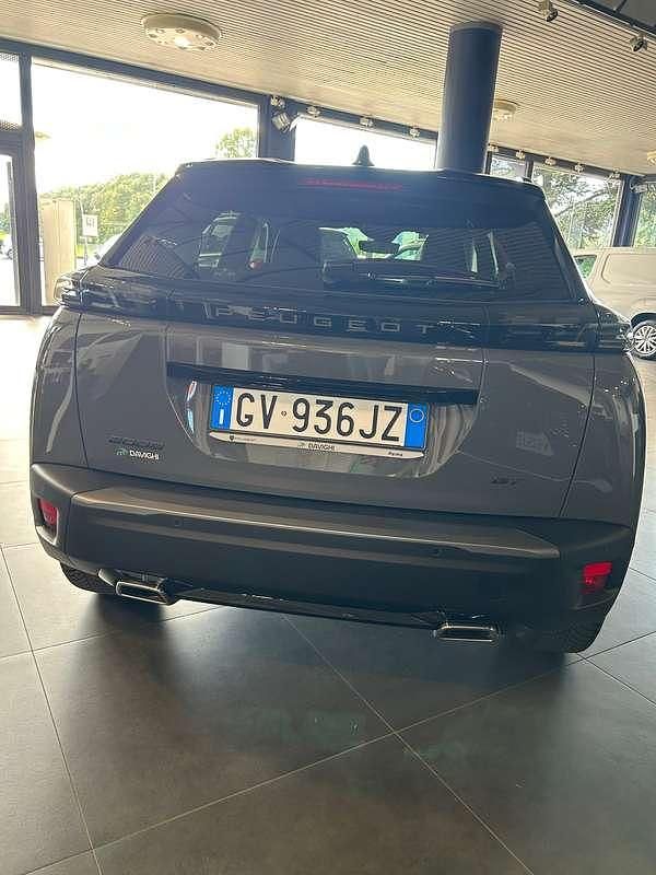 Usata Peugeot 2008 GT 131 CV (96 kW) 2024 Grigio SUV